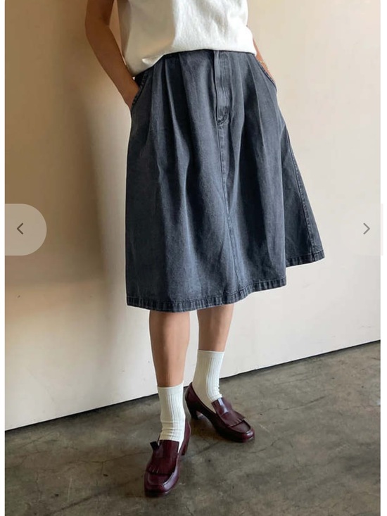 Le Bon Shoppe Dresses & Skirts - Le Bon Shoppe Farm Girl Skirt Medium Grey Denim Pleated